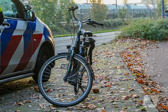 Fietser gewond bij botsing met auto
