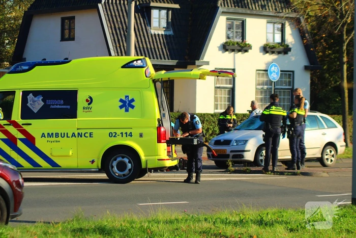 Fietser gewond bij botsing met auto