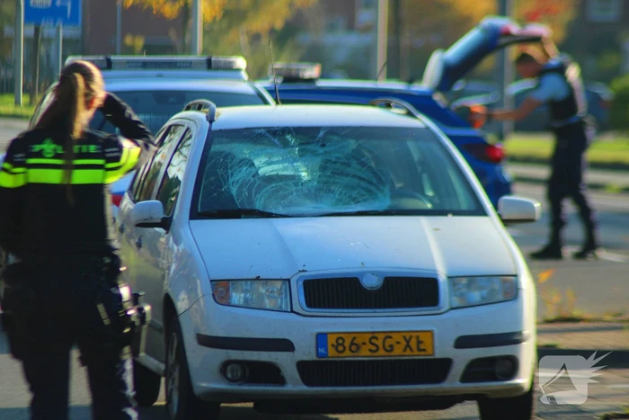 Fietser gewond bij botsing met auto