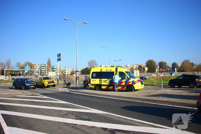 Fietser loopt flinke hoofdwond op na val van fiets