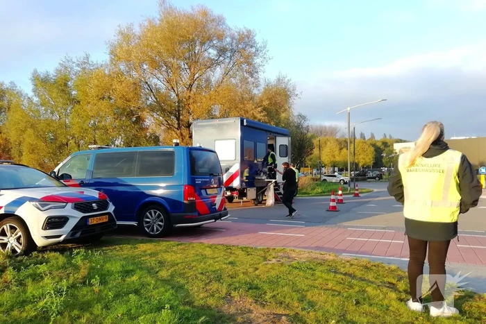 Grote verkeerscontrole door Koninklijke Marechaussee