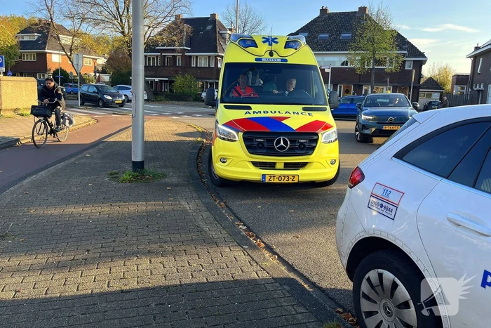 Fietser aangereden op rotonde
