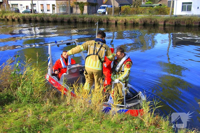 Brandweer zet alles op alles om ree te vangen