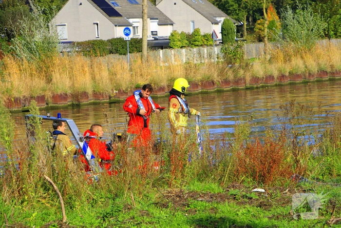 Brandweer zet alles op alles om ree te vangen