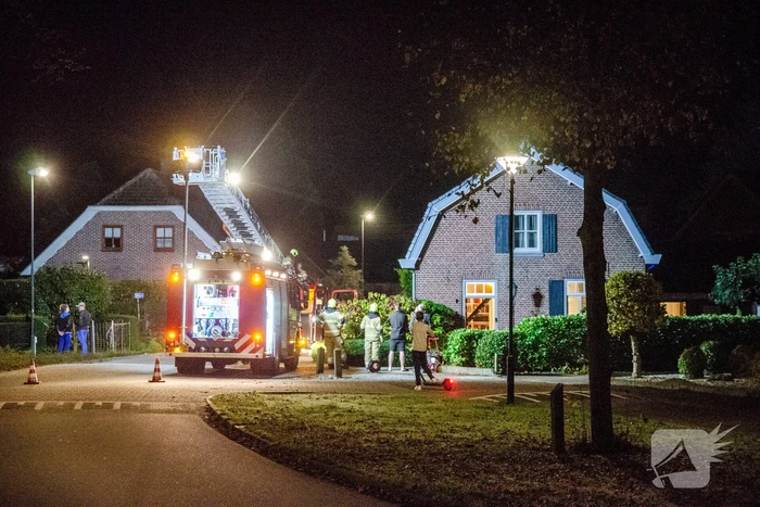 Brand in schoorsteen snel onder controle