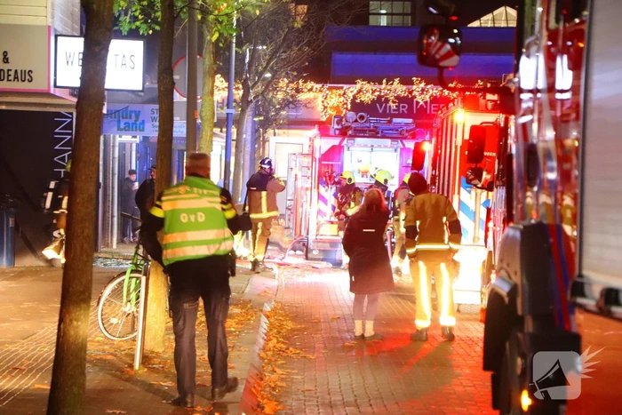 Enorme schade na explosie bij kapperszaak