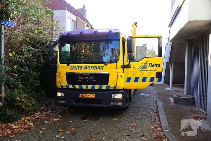 Berging uitgebrande auto blijkt lastige klus