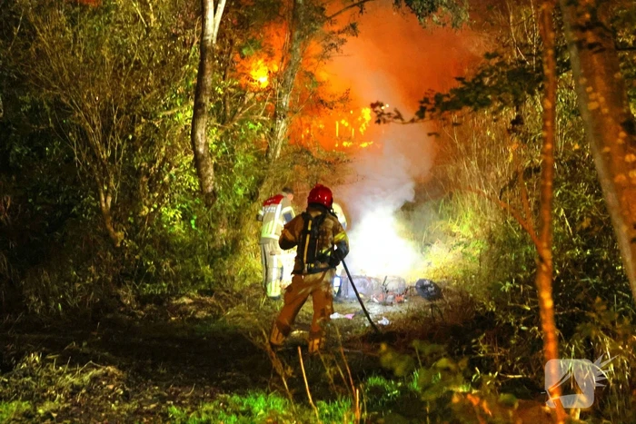 Scooter volledig verwoest door brand