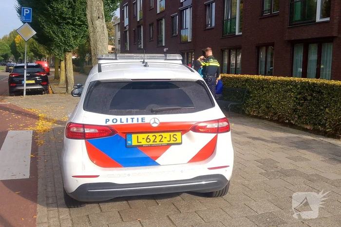 Fietser ten val na botsing met auto