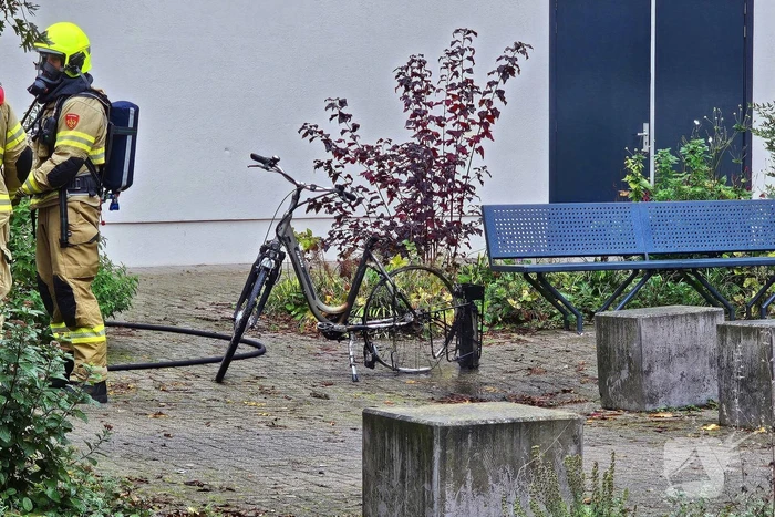 Brand in fietskelder van campusgebouw