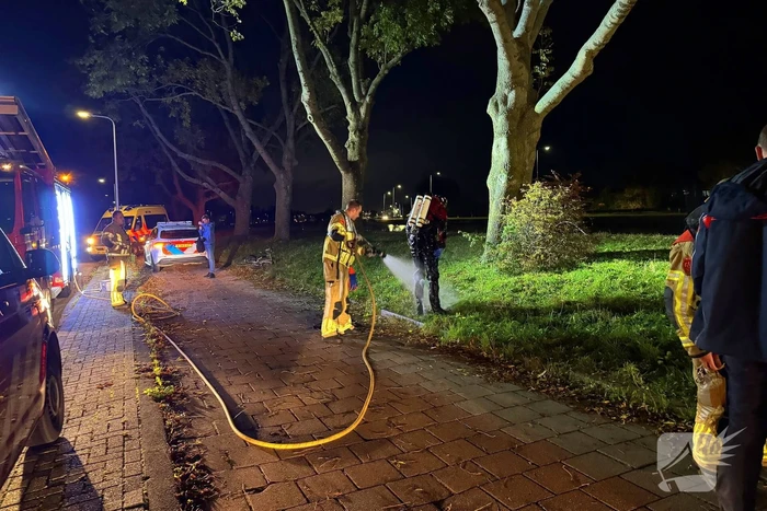 Zoektocht door duikers naar persoon te water