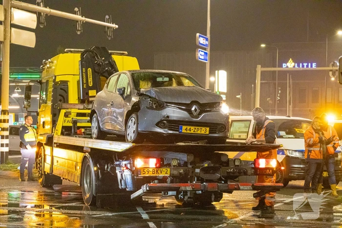 Tram ontspoord na aanrijding met personenauto