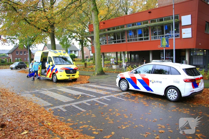 Politie ramt woning open voor ambulancedienst