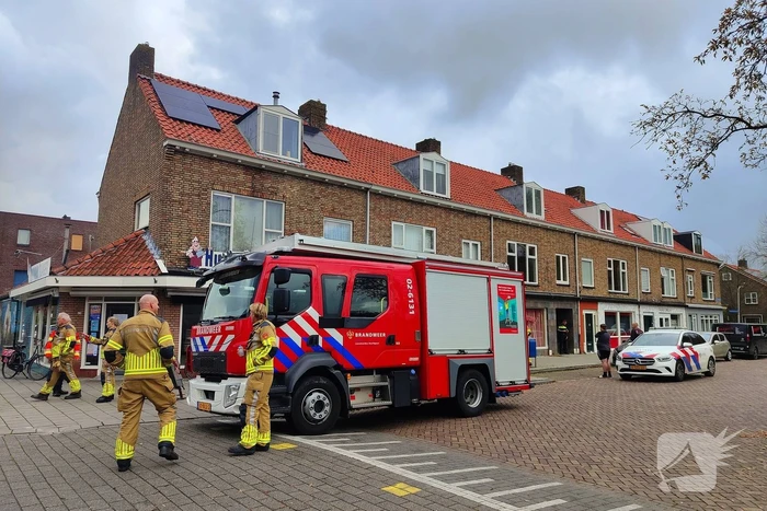 Brandweer en netbeheerder ingezet nadat woning spanningsloos raken