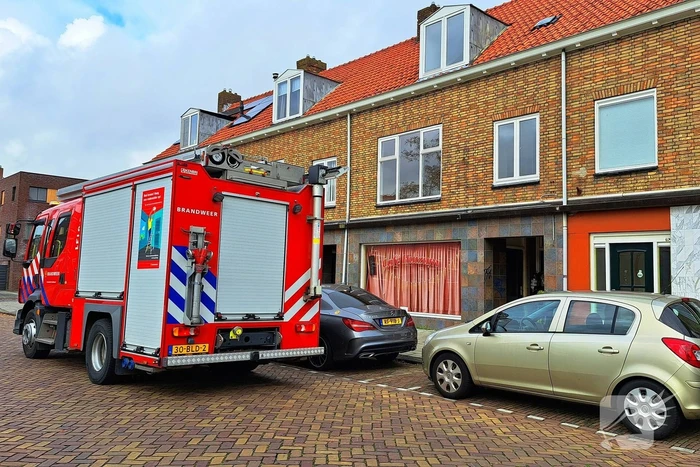 Brandweer en netbeheerder ingezet nadat woning spanningsloos raken