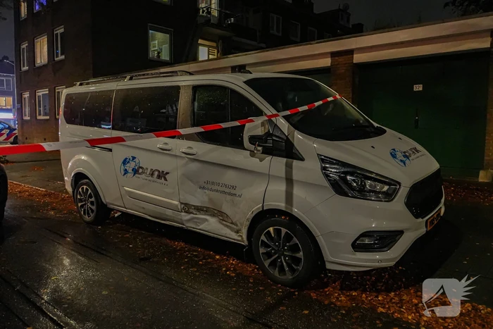 Zwaargewonden bij ernstige aanrijding tussen bestelbus en scooter