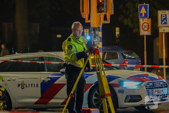 Zwaargewonden bij ernstige aanrijding tussen bestelbus en scooter