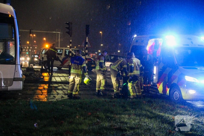 Maaltijdbezorger aangereden door tram