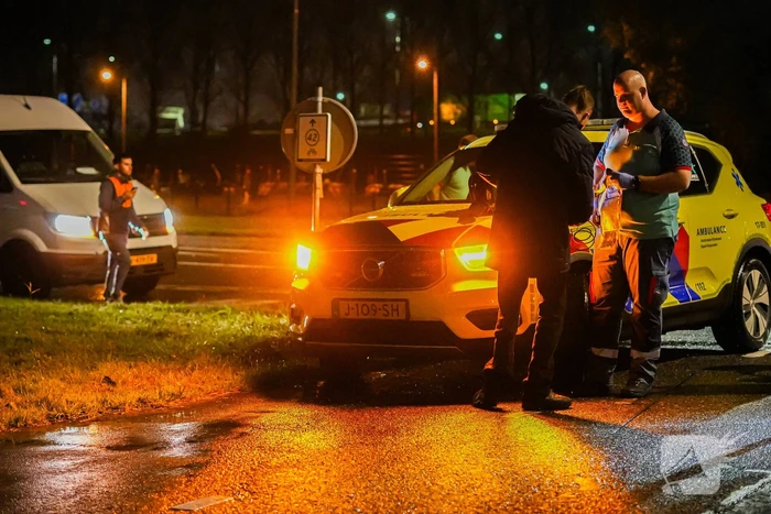 Fietser gewond aan gezicht na aanrijding
