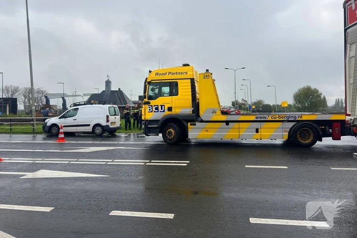 Fikse schade bij aanrijding tussen twee voertuigen