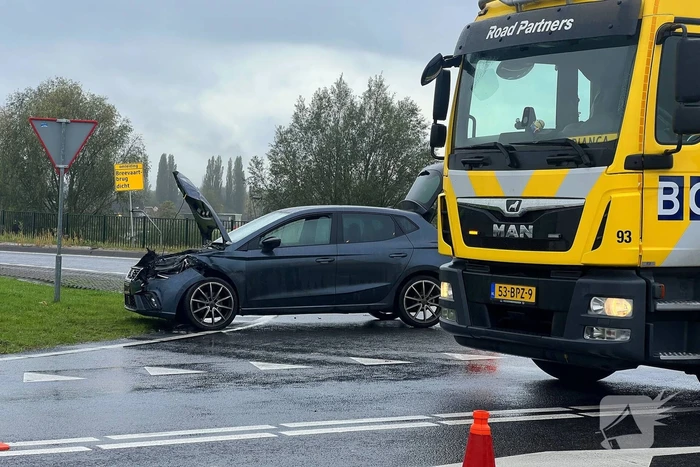 Fikse schade bij aanrijding tussen twee voertuigen