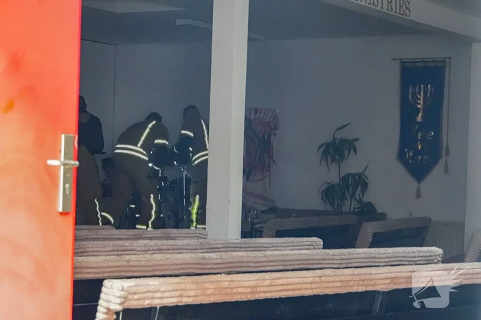 Wateroverlast door werkzaamheden: brandweer schiet te hulp