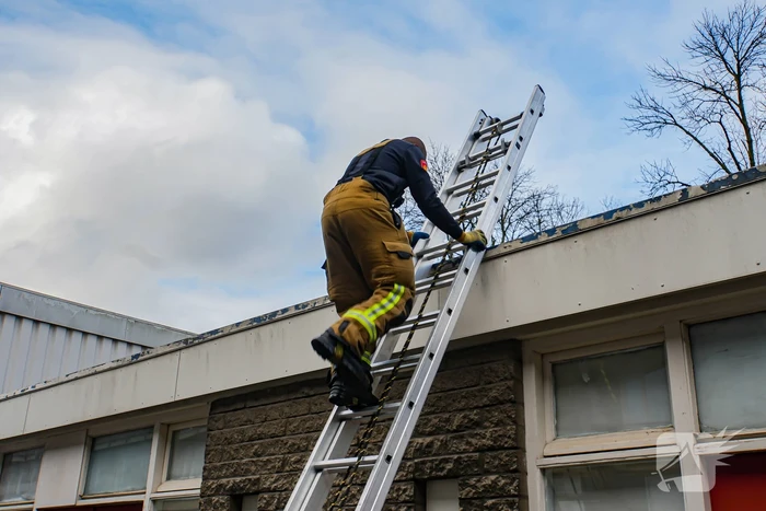 Wateroverlast door werkzaamheden: brandweer schiet te hulp
