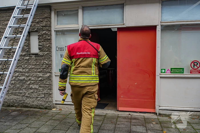 Wateroverlast door werkzaamheden: brandweer schiet te hulp