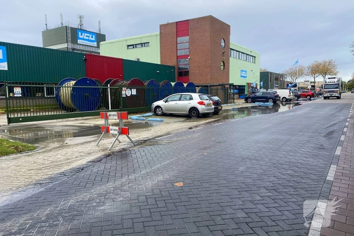 Waterlekkage zorgt voor overlast in de buurt