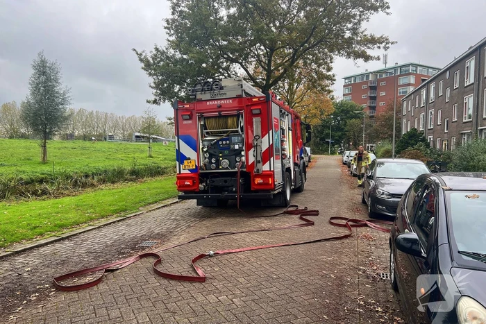 Smeltend plastic zet brandalarm in gang