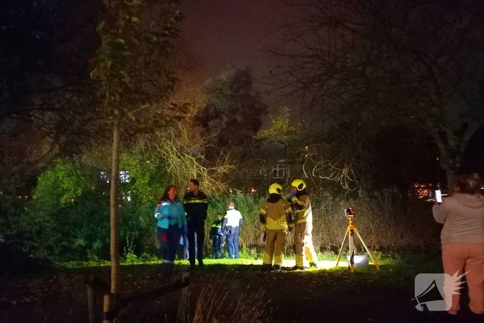 Duikers ingezet voor persoon in sloot