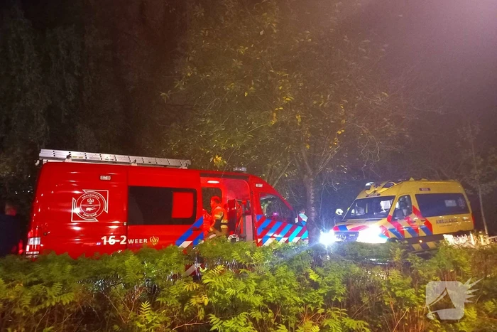 Duikers ingezet voor persoon in sloot