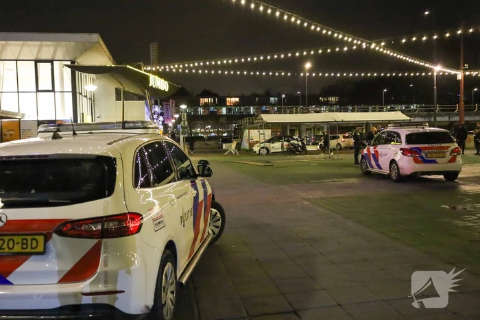 steekincident buikslotermeerplein amsterdam