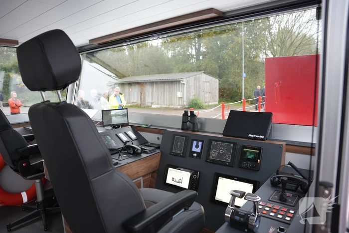 Provincie neemt nieuwe werkschip in gebruik