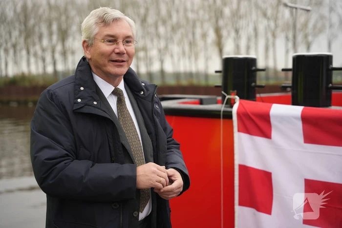 Provincie neemt nieuwe werkschip in gebruik