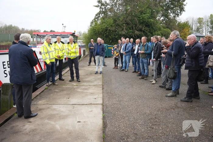 Provincie neemt nieuwe werkschip in gebruik