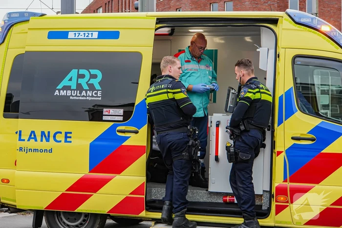 Vrachtwagen neemt bocht te ruim en veroorzaakt aanrijding