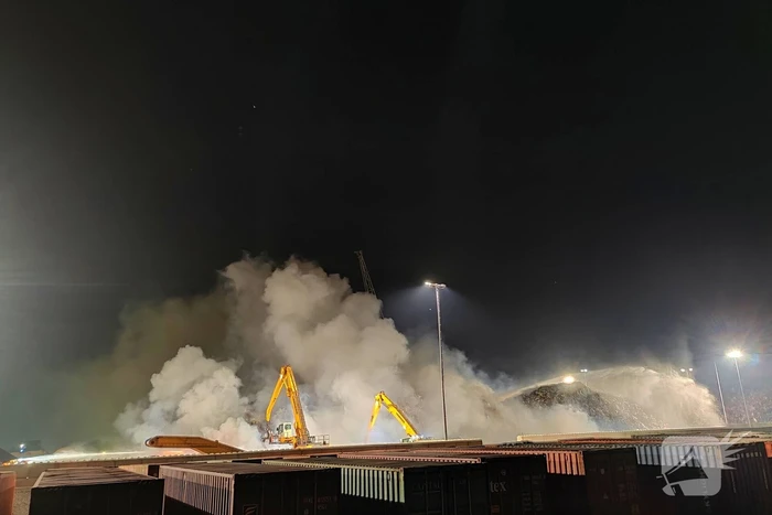 brand vlothavenweg amsterdam