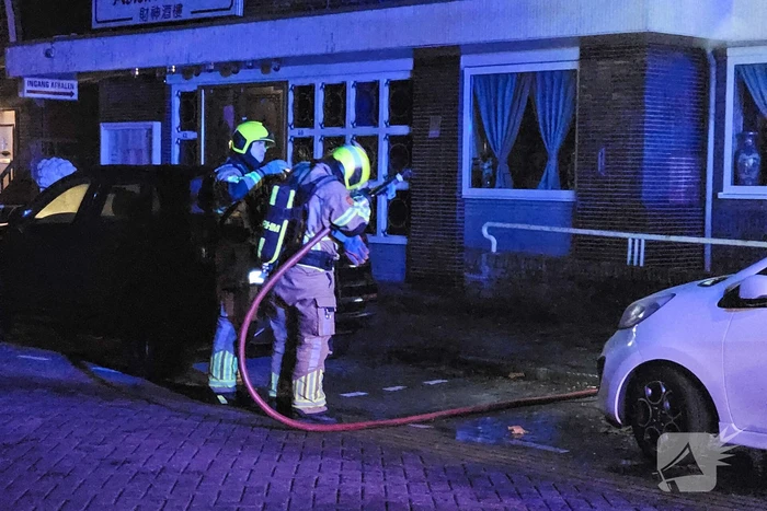 Scooter vliegt in brand tijdens rijden