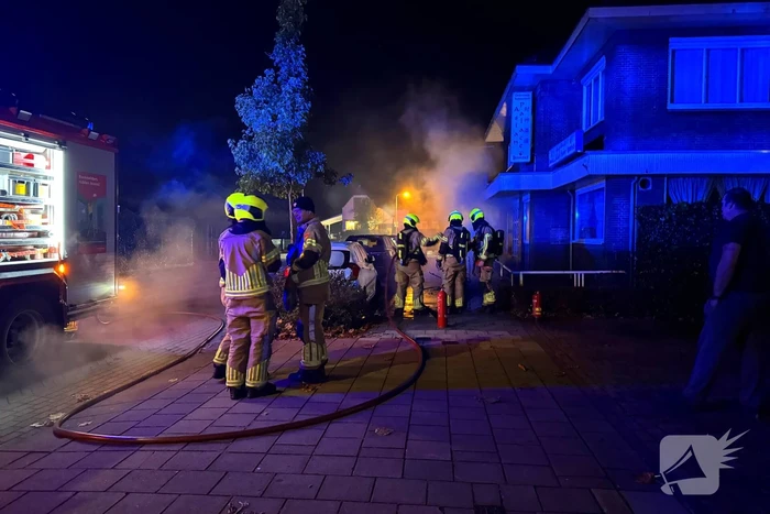 Scooter vliegt in brand tijdens rijden