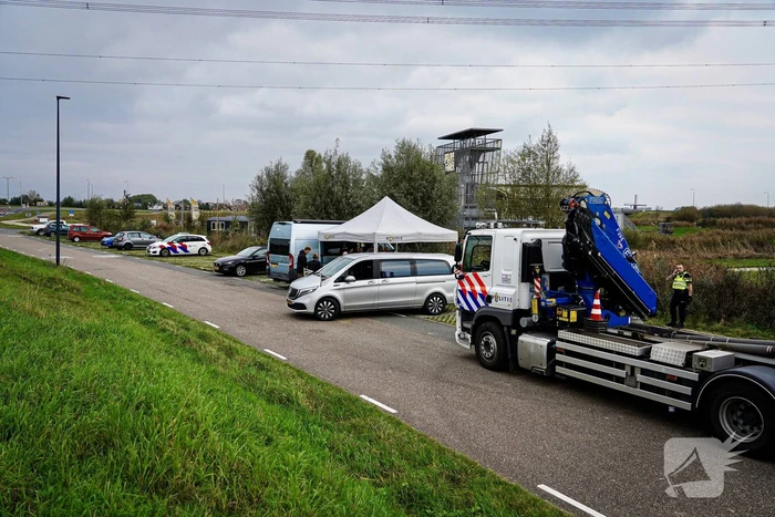 Overleden persoon aangetroffen in geparkeerde camper