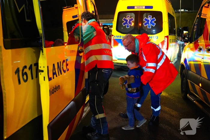 Lesauto betrokken bij frontale aanrijding op kruising