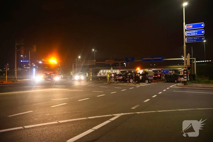 Lesauto betrokken bij frontale aanrijding op kruising