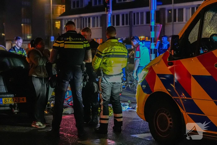Fietser zonder licht aangereden door personenauto