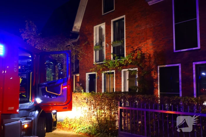 Schilderij in woning vliegt in brand