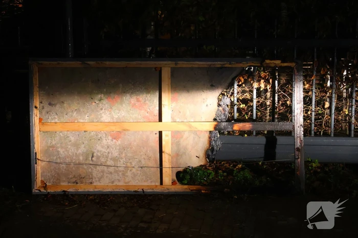 Schilderij in woning vliegt in brand