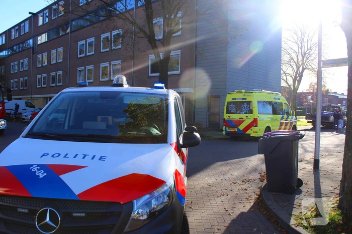 Bewoner loopt brandwonden op bij vlam in de pan