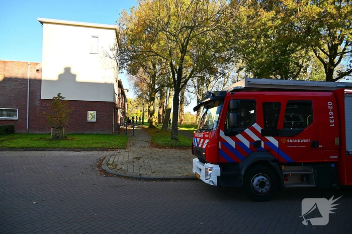 Bewoner loopt brandwonden op bij vlam in de pan