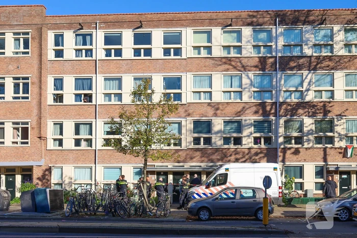 Politie doet onderzoek naar aantreffen overleden persoon