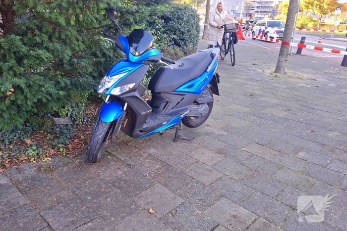 Scooterrijder gewond bij aanrijding met automobilist